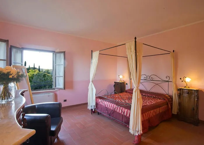 布里尼奥莱别墅酒店 3*