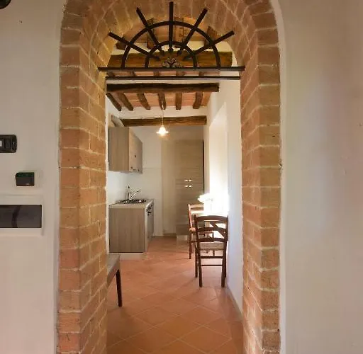 布里尼奥莱别墅酒店 3*