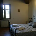 Oda ve Kahvaltı Brignole 3*